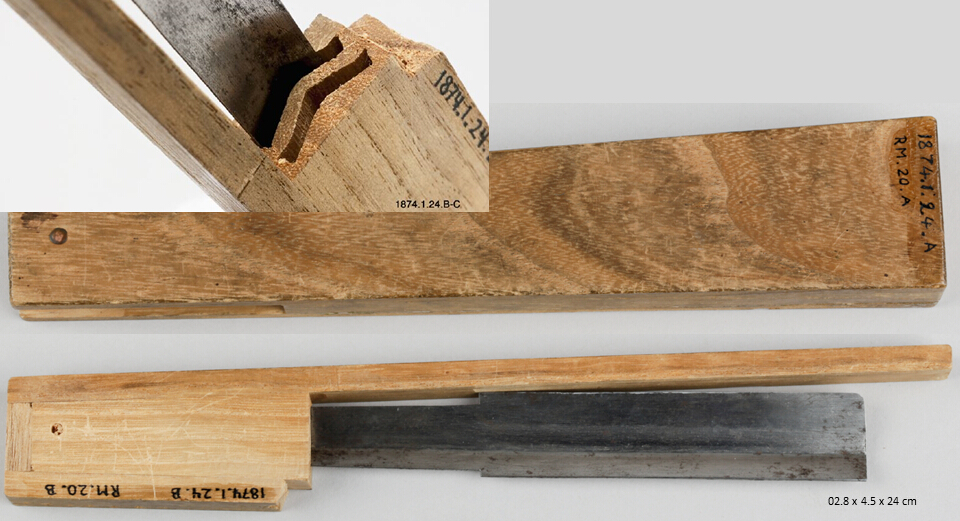 Foldable case for two barber knives, made of an unidentified wood species and possibly wiped with urushi.